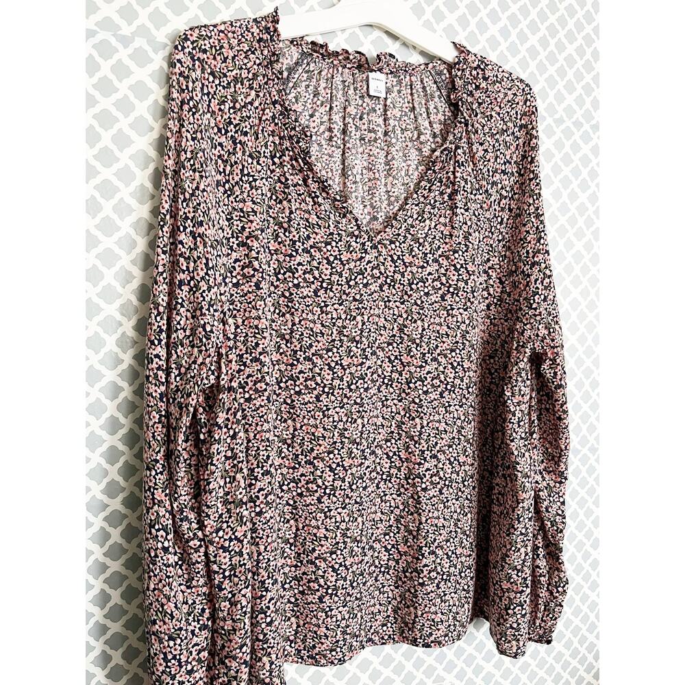 Old Navy Ditsy Floral Split Neck Peasant Blouse Ruffle Cuffs L - Picture 4 of 9